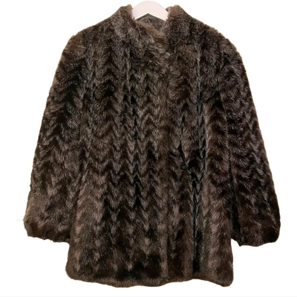Vintage - LIKE NEW - Jordache Faux Fur (size M) - Picture 9 of 9